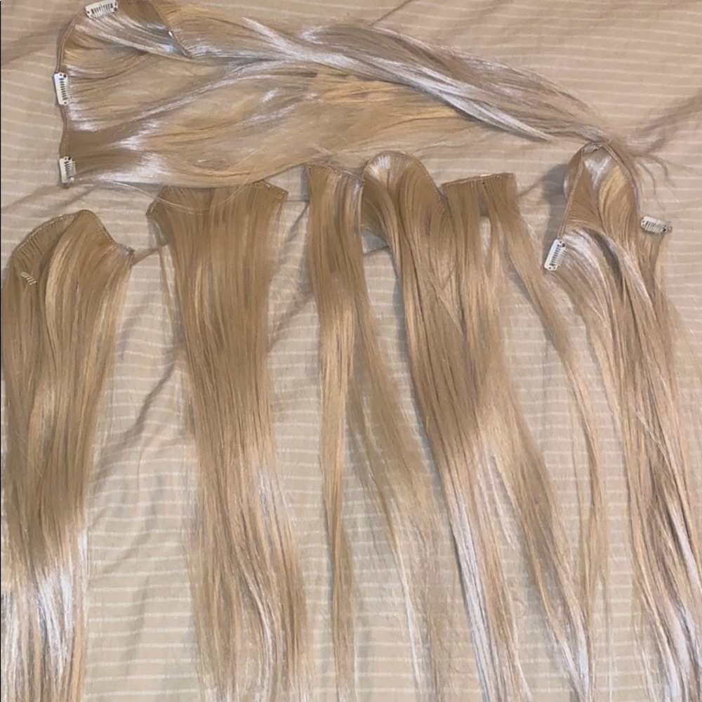 Platinum Blonde synthetic extensions